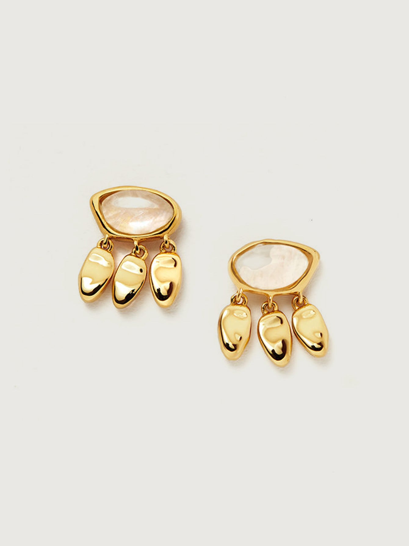 Vintage Peacock Stone White Shell Water Droplet Earrings with 18k Gold Plated for Women